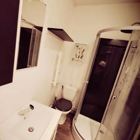 Le Petit Nid Au Coeur De *