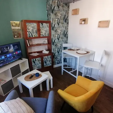 Le Petit Nid Au Coeur De * Troyes