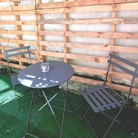 Le Petit Nid Au Coeur De *